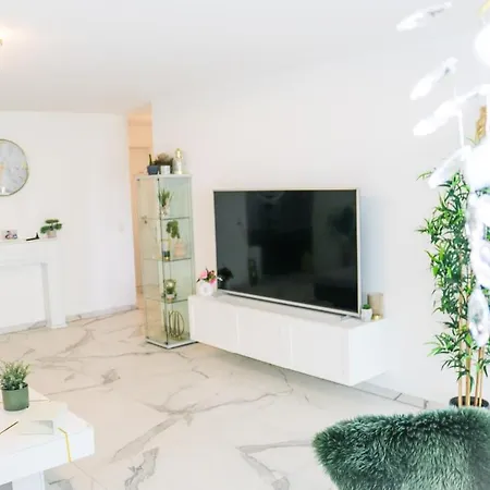 Mountainview Apartment *